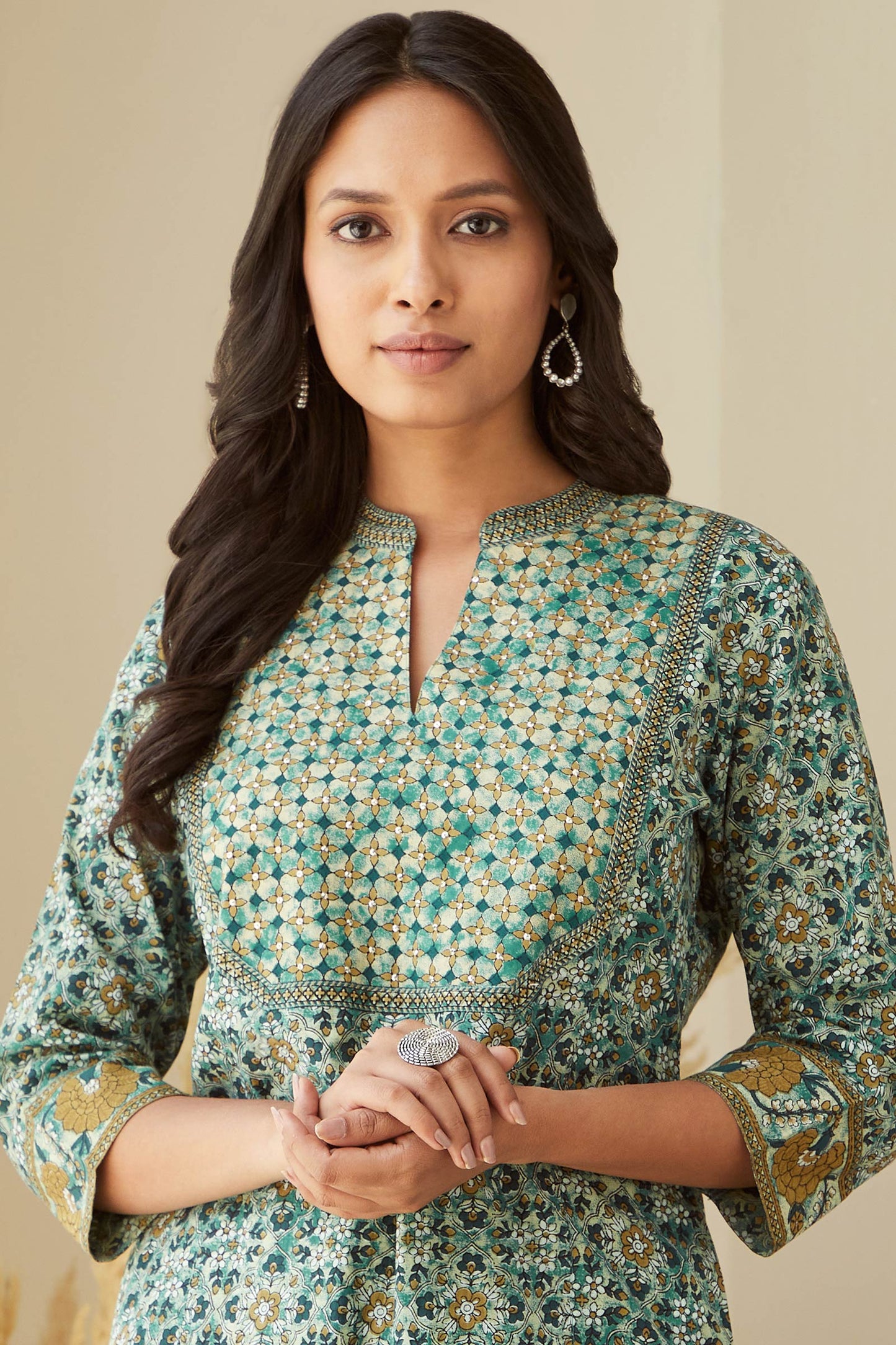 Gauhar Shirin Bagru Kurta