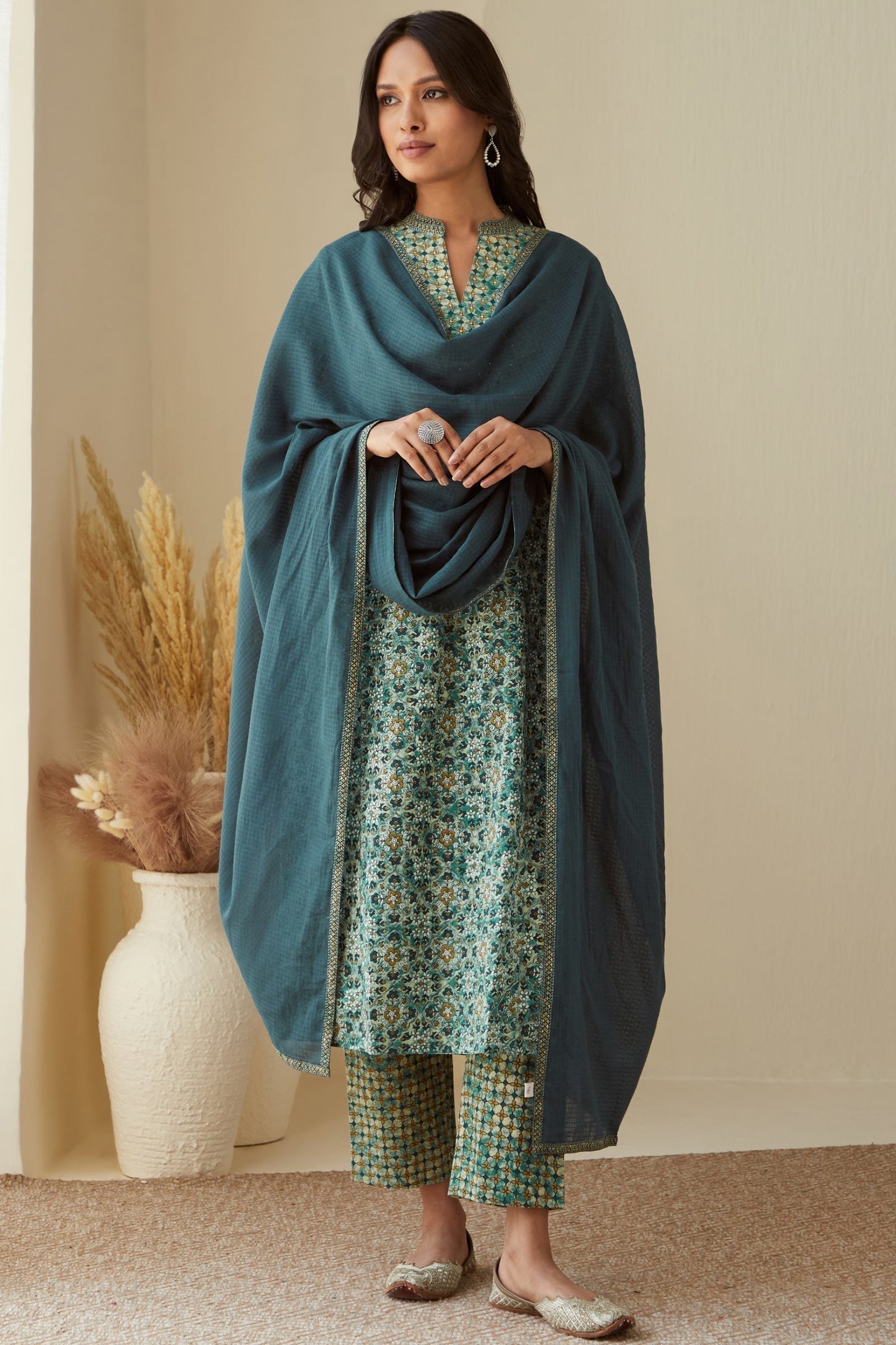 Gauhar Shirin Bagru Kurta