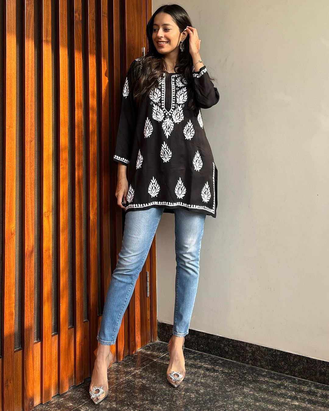 Women Chikan Embroidery Cotton A-line Kurta  (Black) 42